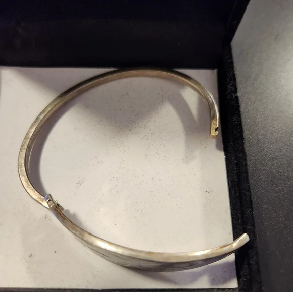 1970's MOP and Blue enamel Butterfly Alpaca Silver Hinged Bracelet - Picture 6 of 10